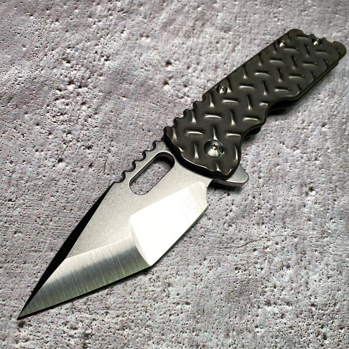 Mark 2 Large - Titanium Treadplate Batwing