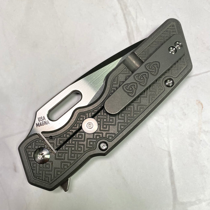 Mark 1 Large - Celtic Knots Drop Point