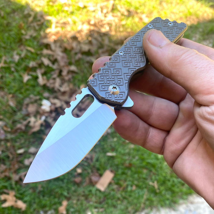 Mark 2 Small - Celtic Knots Drop Point