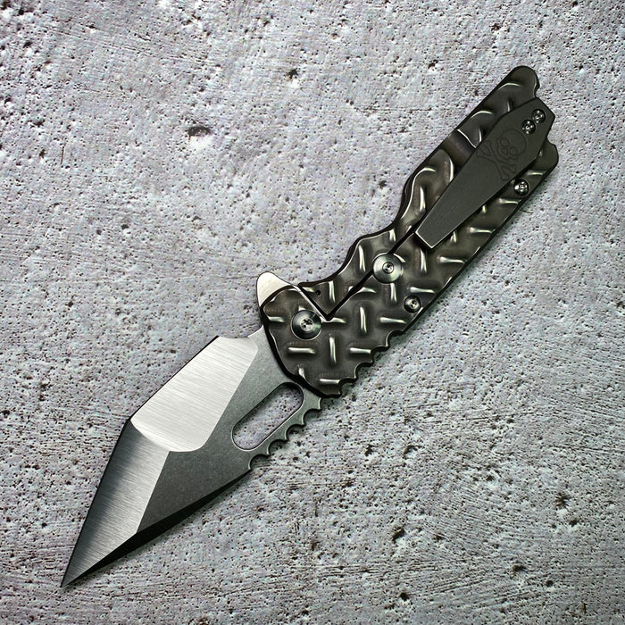 Mark 2 Large - Titanium Treadplate Batwing