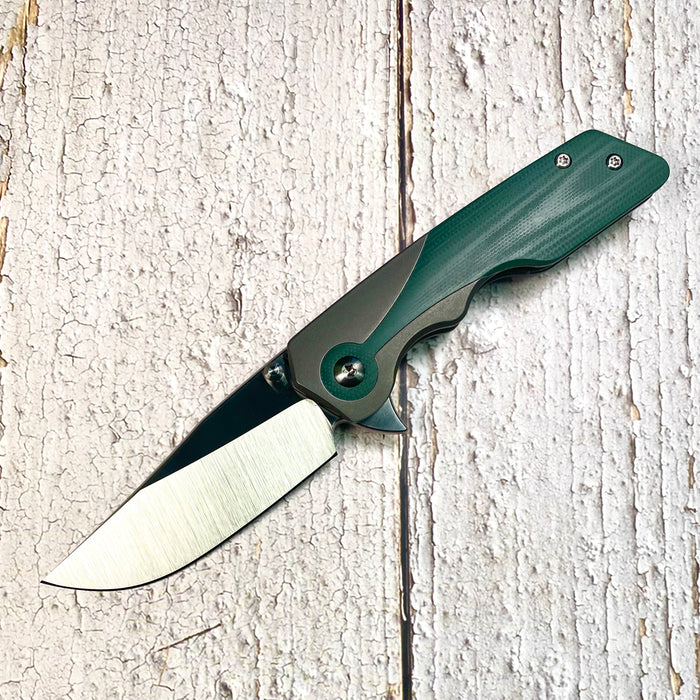 Mark 3 Medium - Emerald G10 Keyhole Inlay