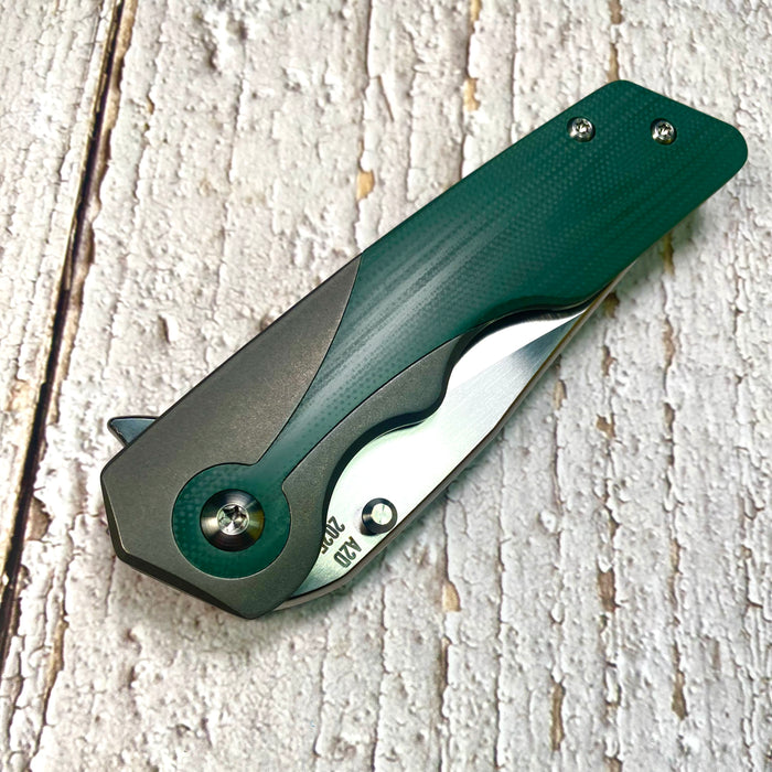 Mark 3 Medium - Emerald G10 Keyhole Inlay