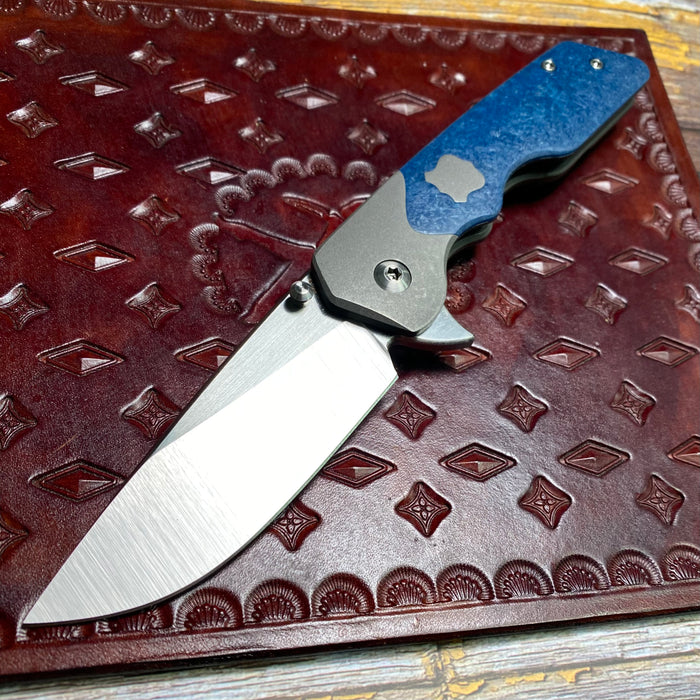 Mark 3 Medium - Vintage Blue Glass Inlay - Integral Shield/Bolster