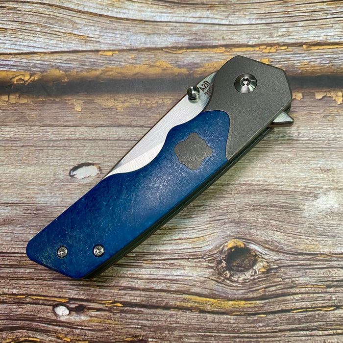 Mark 3 Medium - Vintage Blue Glass Scale With Integral Flow Bolster and Shield