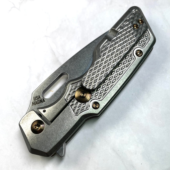 Mark 1 Medium - Contoured M-16 Grip