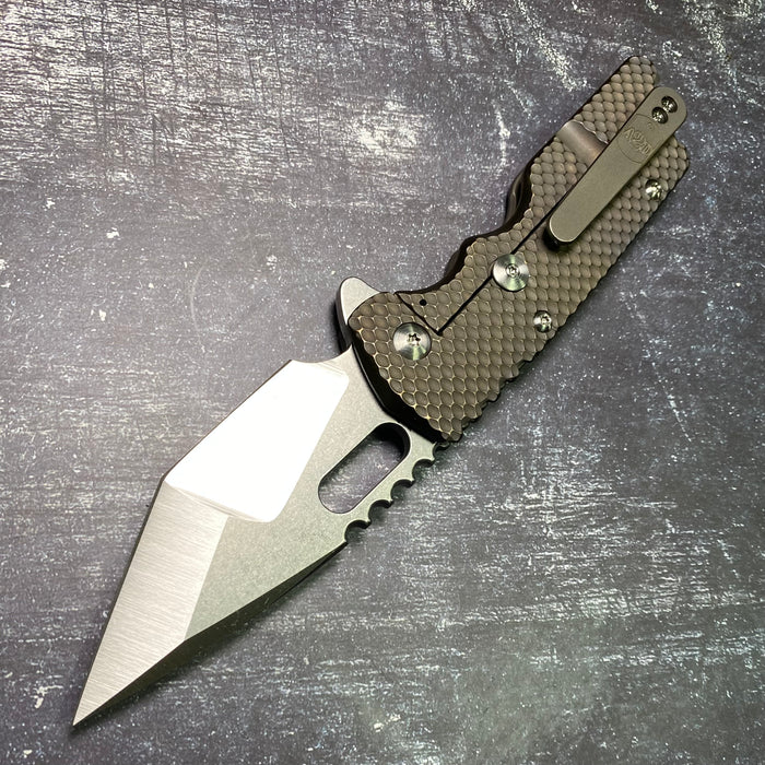 Mark 2 Large - Contoured Double Divot Batwing