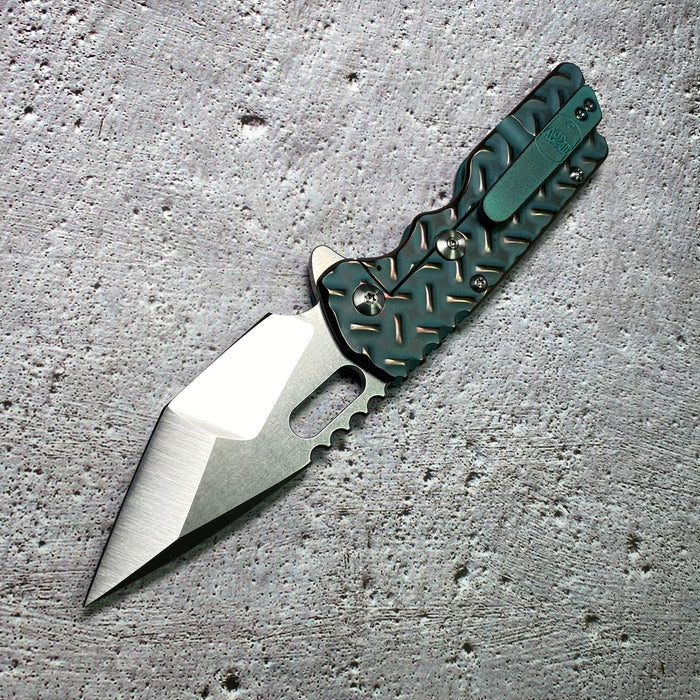 Mark 2 Large - Ti Treadplate Batwing