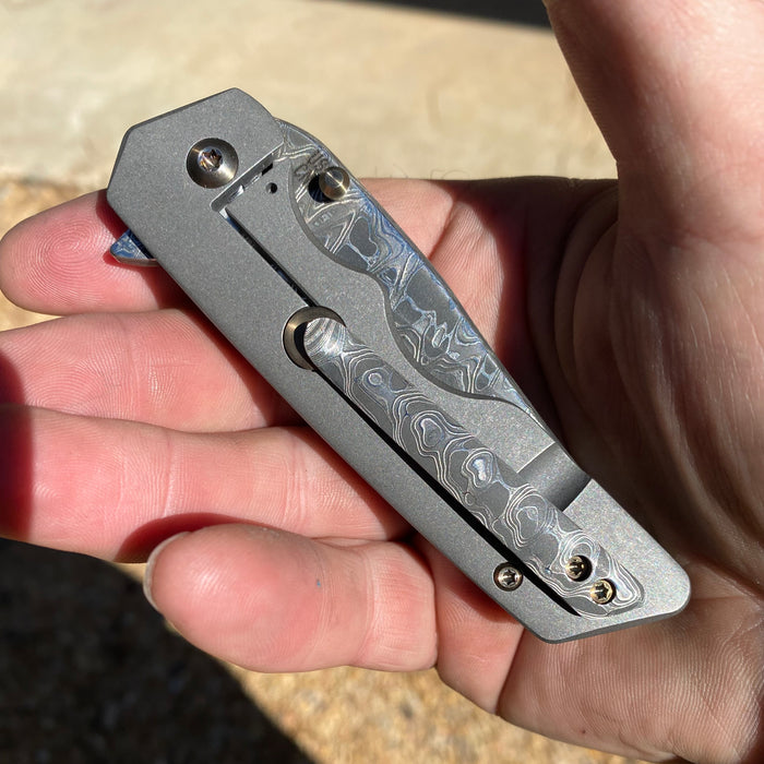 Mark 3 Medium - Damascus Keyhole Scale - Stainless Damascus Blade/Clip