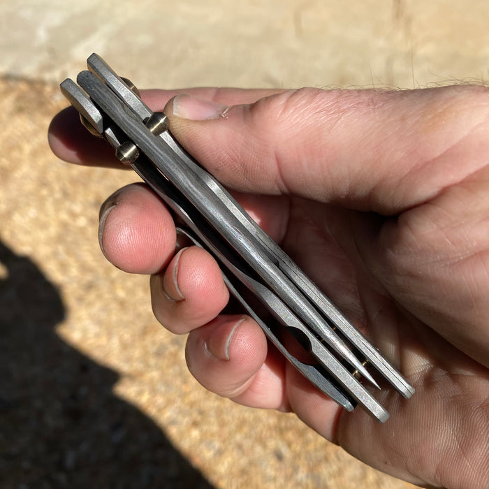 Mark 3 Medium - Damascus Keyhole Scale - Stainless Damascus Blade/Clip