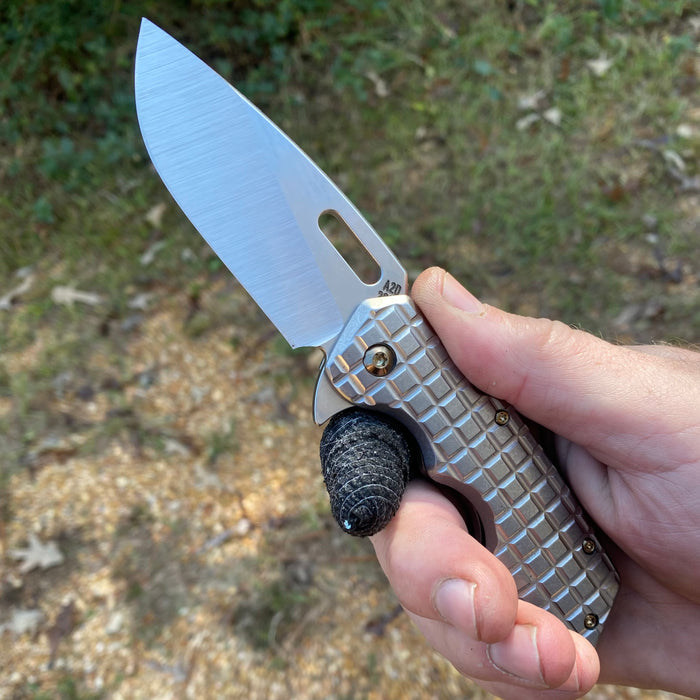 Mark 1 Medium - Pineapple Grenade Pattern Drop Point