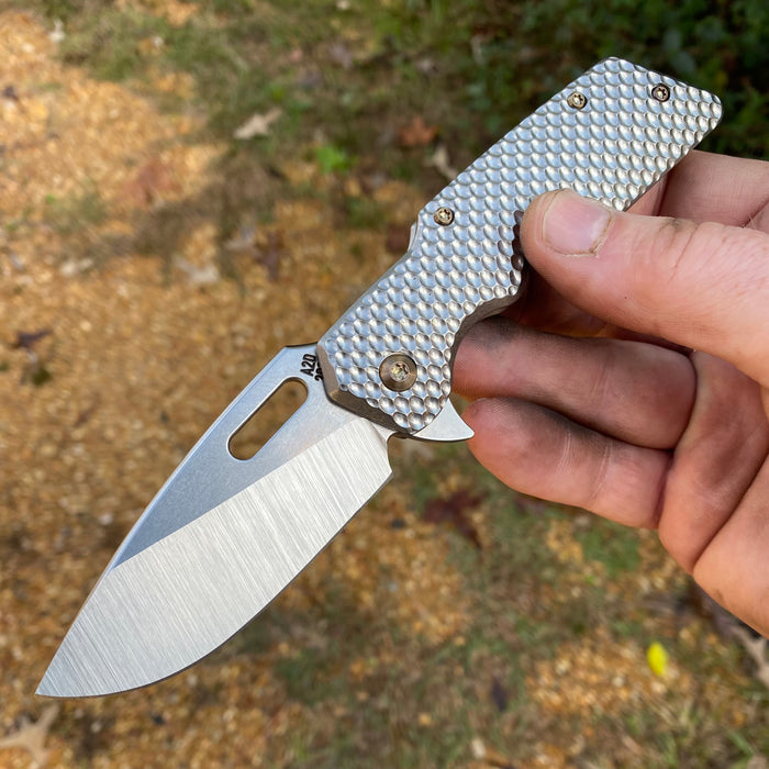 Mark 1 Medium - Contoured Double Divot - Drop Point