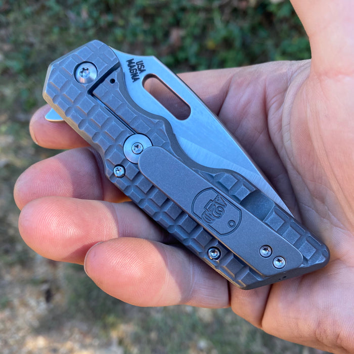 Mark 1 Medium - Pineapple Grenade Pattern Drop Point