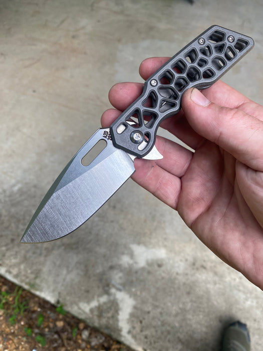 GEN4 Mark 1 Medium - Greywashed Voronoi Skelly