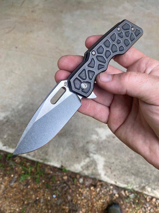 GEN4 Mark 1 Medium - Blackwash Ti Voronoi Pockets