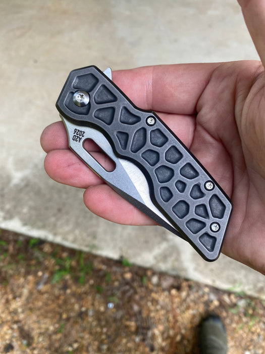 GEN4 Mark 1 Medium - Blackwash Ti Voronoi Pockets