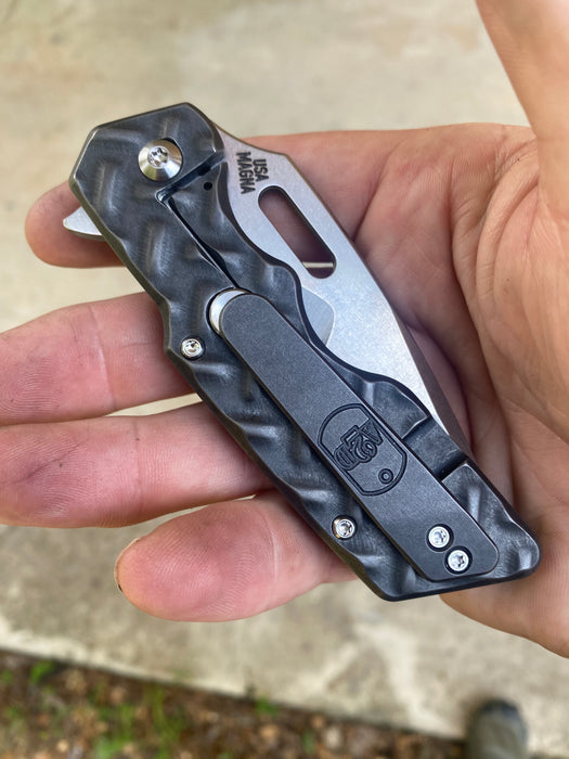 GEN4 Mark 1 Medium - Blackened Ti Treadplate - "Batwing"