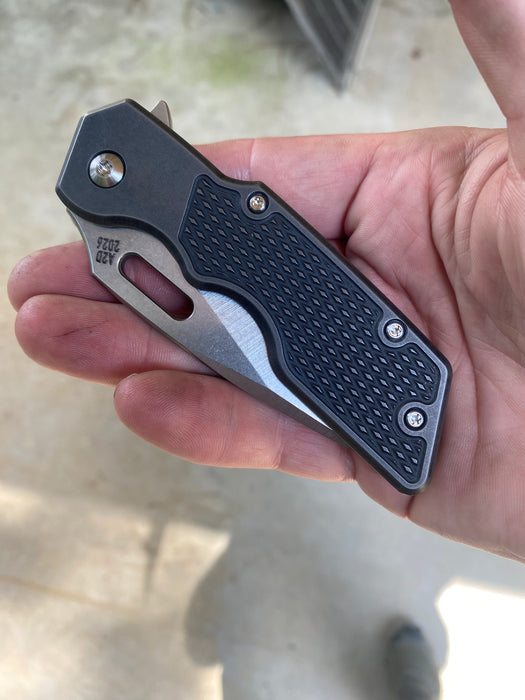 GEN4 Mark 1 Medium - M16 Grip Blackwash Ti