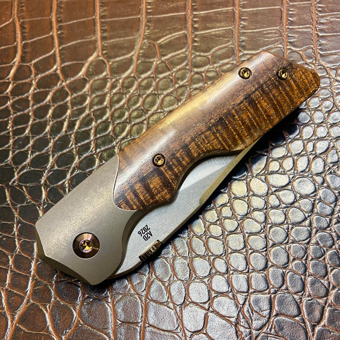 GEN4 Mark 3 Medium - Bolster Lock - Polished Koa Scales