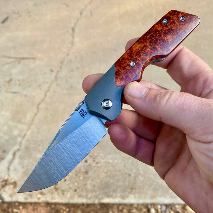 GEN4 Mark 3 Medium - Bolster Lock - Polished Redwood Burl Scales