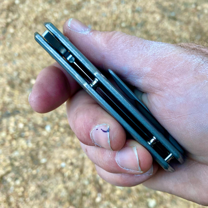 GEN4 Mark 1 Medium - Slim, Contoured Plain Jane - Drop Point